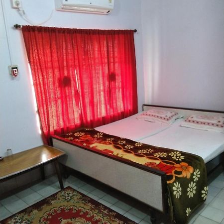 Chaiti Lodge - Santiniketan Bolpur Esterno foto